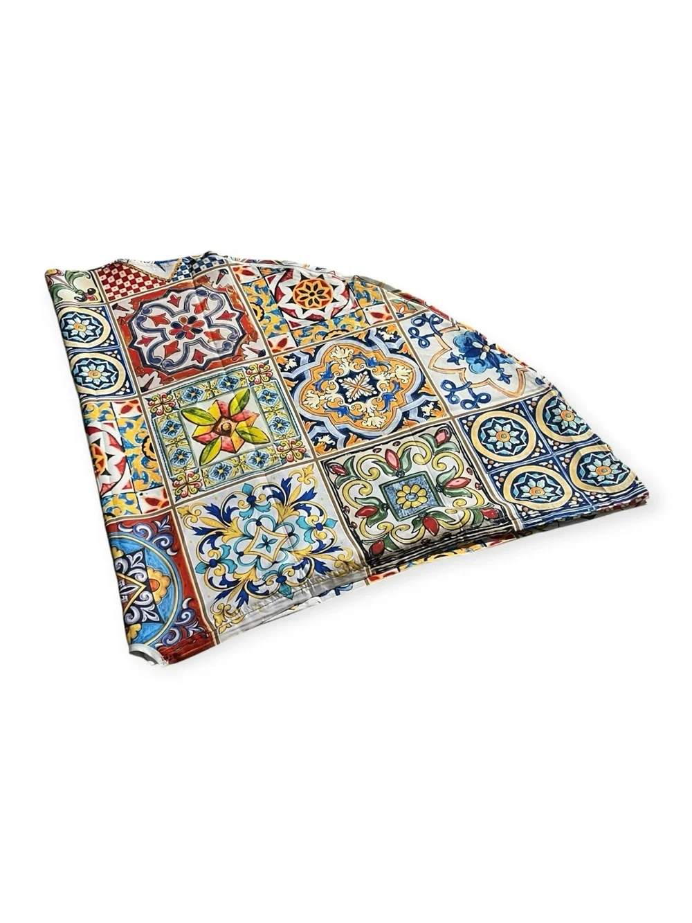 NWT! Mediterranean Tile Print Outside Tablecloth - Multicolor